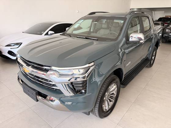 CHEVROLET S10 2.8 16V TURBO DIESEL HIGH COUNTRY CD 4X4 AUTOMÁTICO CHEVROLET S10 2.8 16V TURBO DIESEL HIGH COUNTRY CD 4X4 AUTOMÁTICO